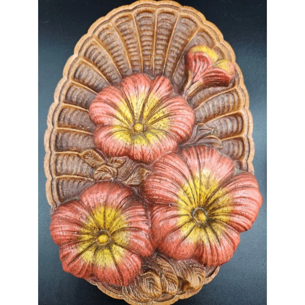Vintage Poppy Flowers Oval Pressed Wood Wall Hangings Set Of 2 10